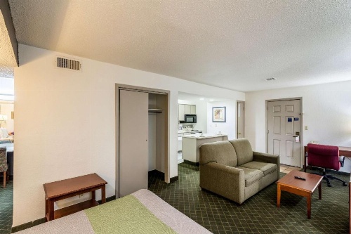 Studio 6-Tulsa, OK image 12