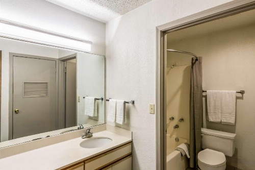 Studio 6-Tulsa, OK image 24