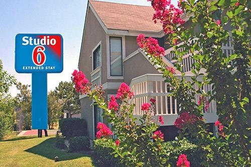 Studio 6-Tulsa, OK image 34